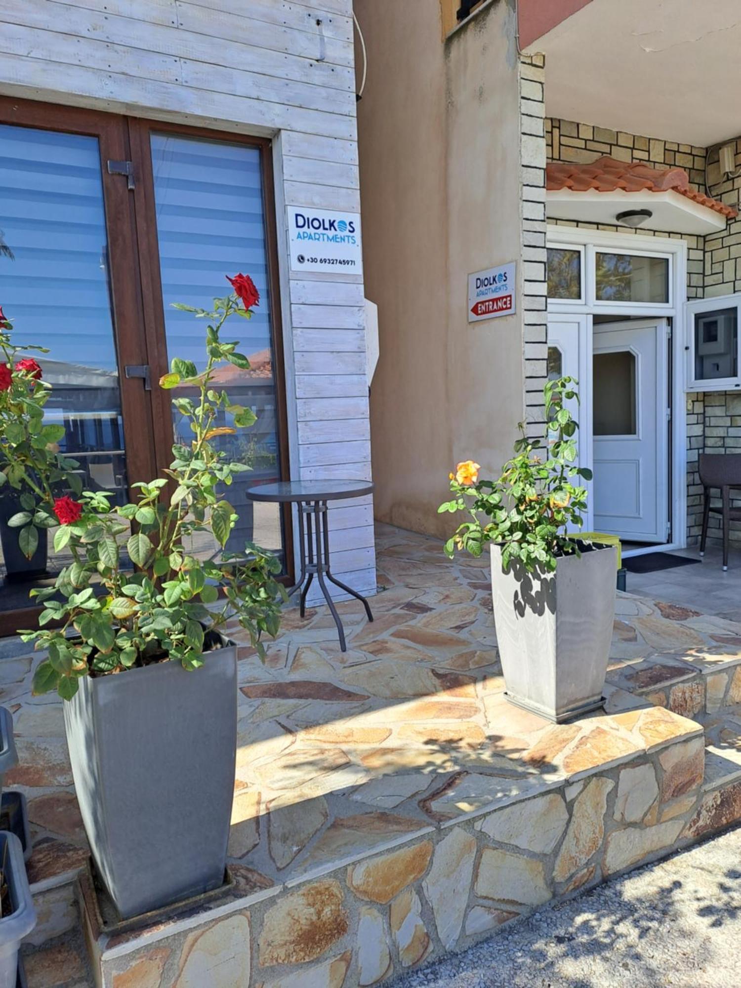 Diolkos 2 Daire Nea Roda Dış mekan fotoğraf