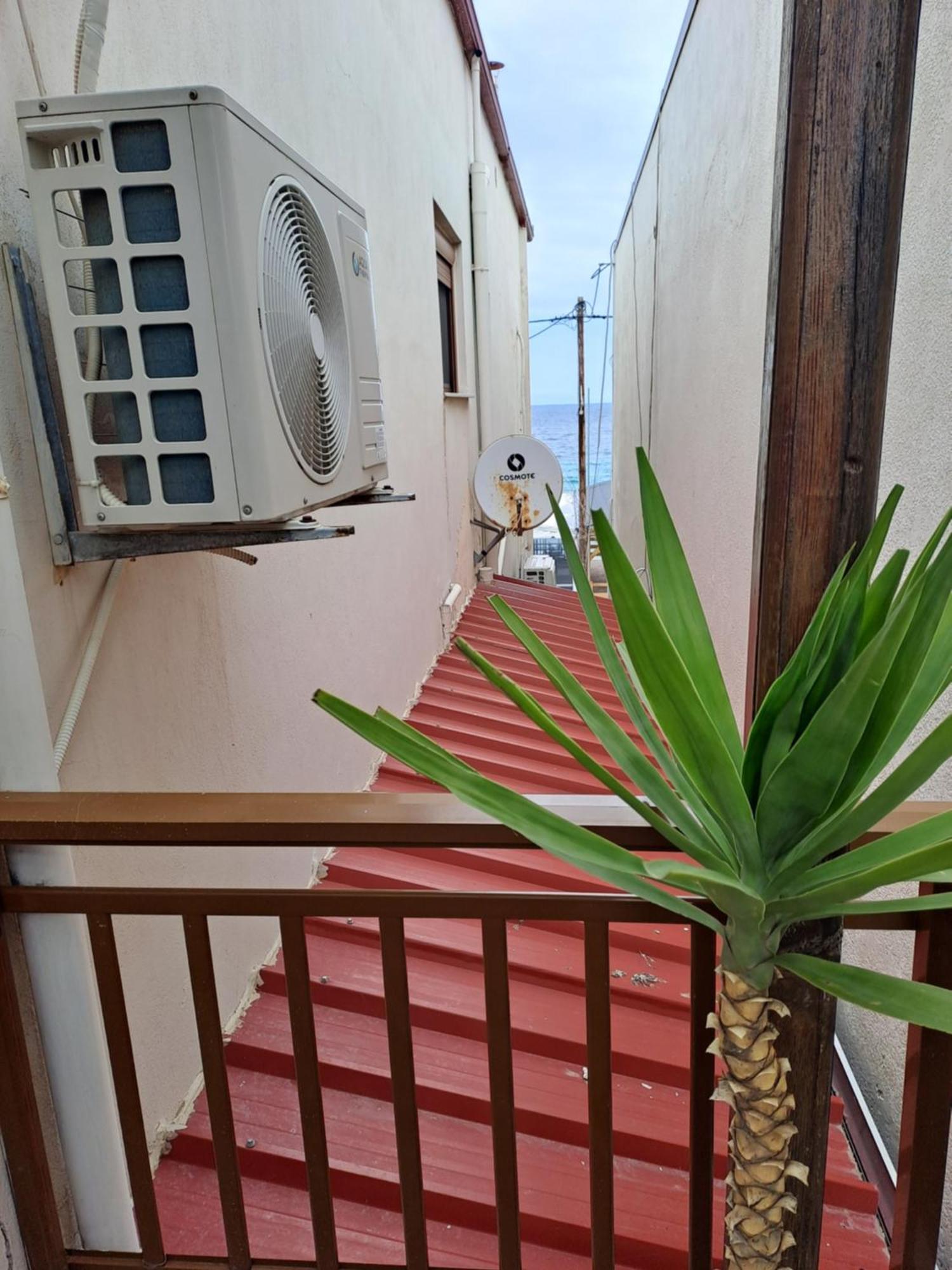 Diolkos 2 Daire Nea Roda Dış mekan fotoğraf